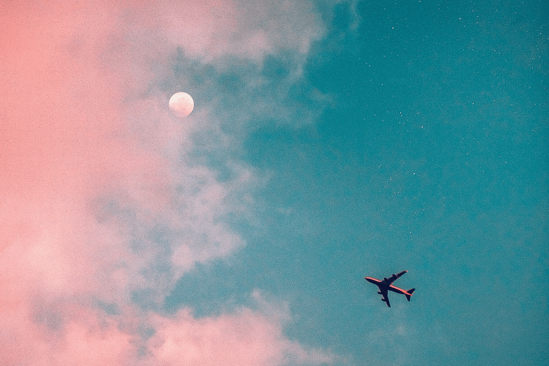 Tips for Surviving a Long Flight