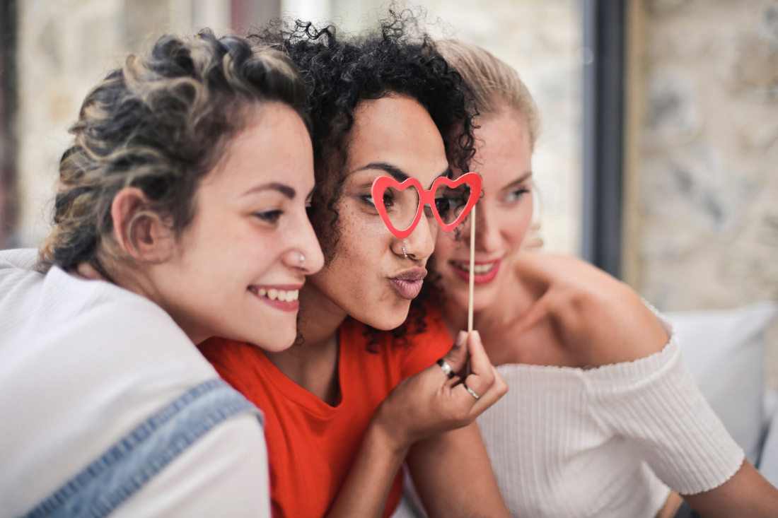 A Valentine’s Day Gift Guide for the Girls