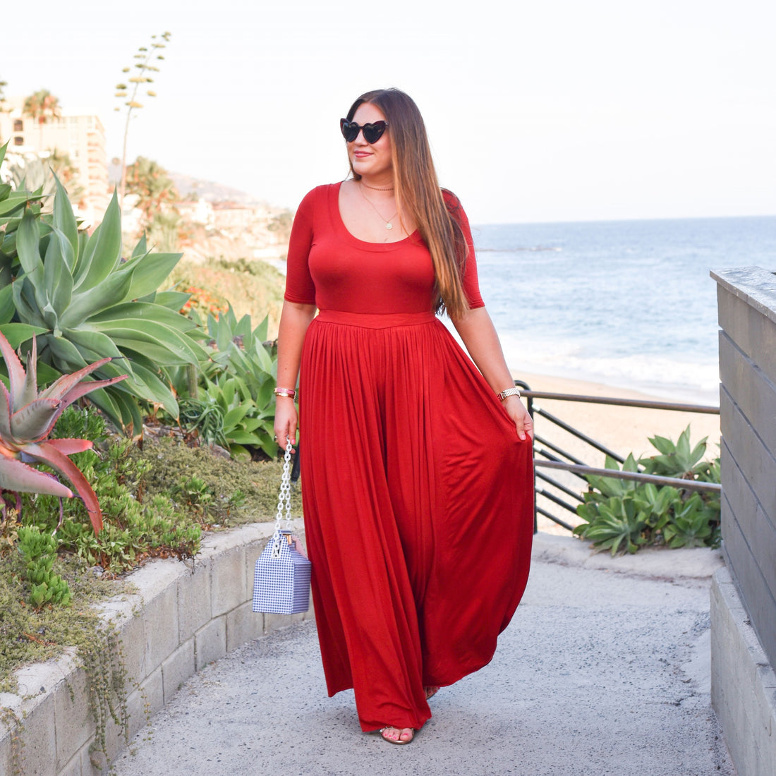 lifestyle blogger sarah tripp in laguna beach