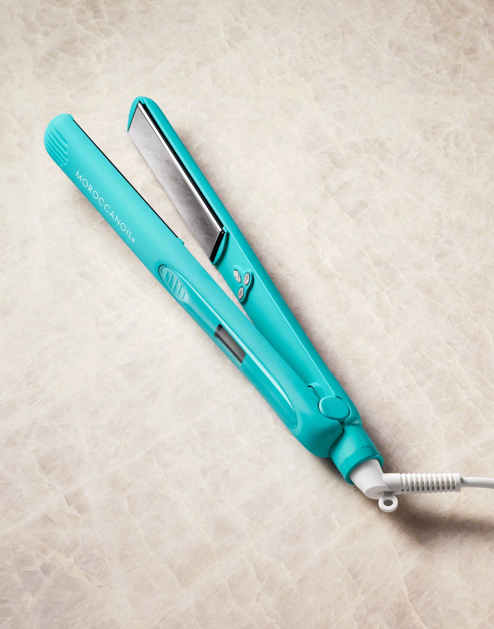 Perfectly Polished Titanium Flat Iron Moroccanoil